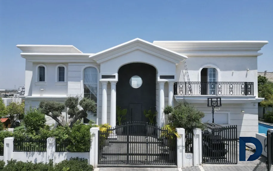 Villa Inbal